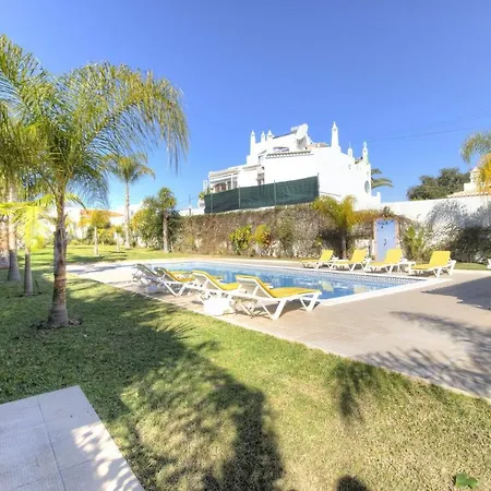 Praia Do Carvoeiro Sleeps 8 Pool Air Con Wifi Villa Carvoeiro (Lagoa)
